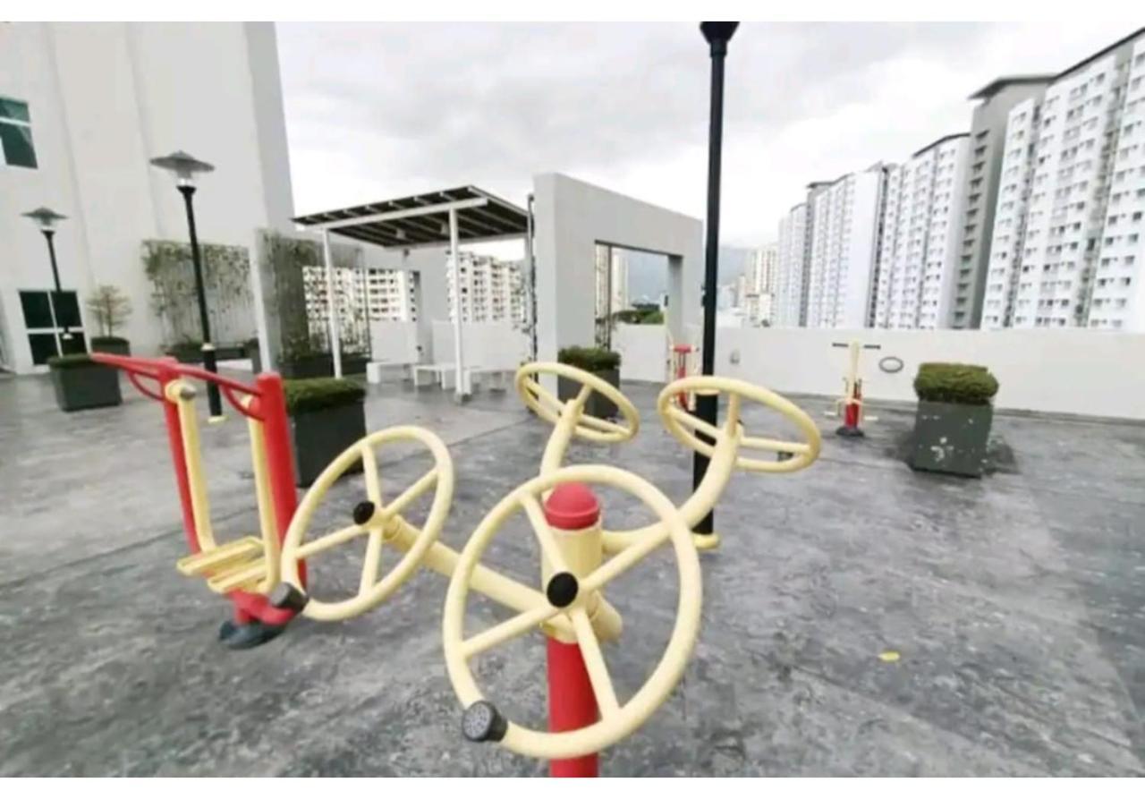 City Town 2-6 Pax Beautiful View Cozy Condo, Jelutong, Georgetown, Centre Heart Of Penang Island, Near Highway Komtar Gurney Luaran gambar